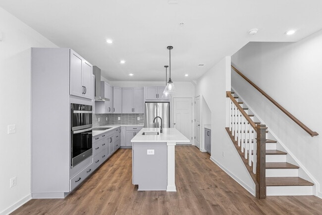 Belmont Park - Landmark, Ashburn, VA 20147 - photo 6