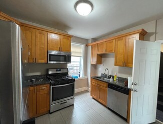 241 Maverick St Unit 3, Boston, MA 02128