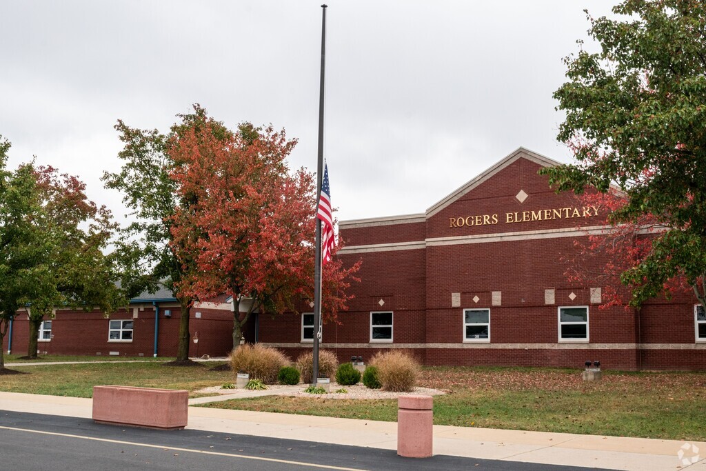 Rogers Elementary School serves students in the Outlying Monroe County community.