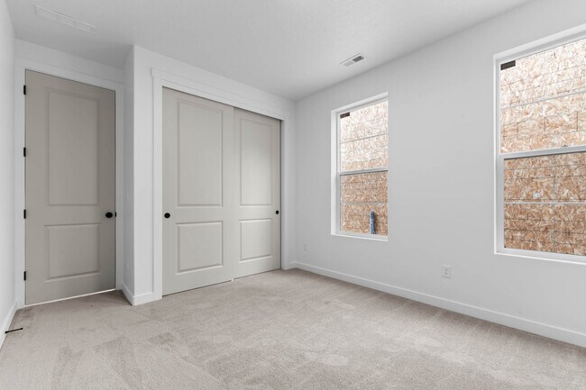 600 N Cornstalk Ln, Lindon, UT 84042 - photo 7