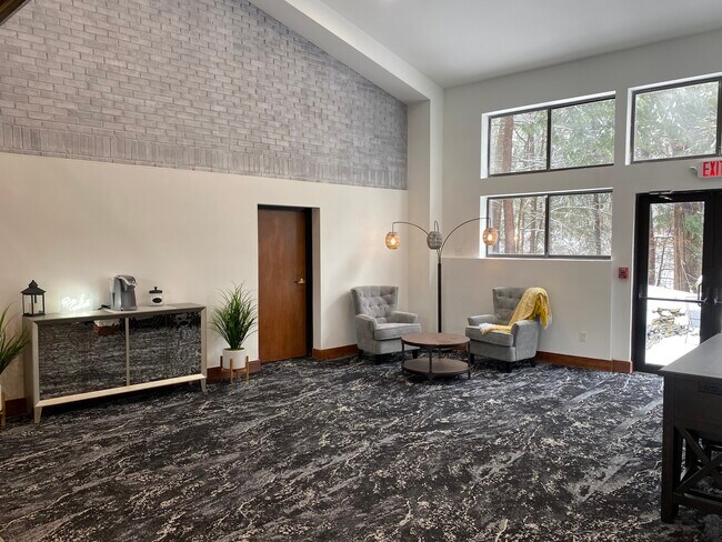 144 Larkin Way, South Burlington, VT 05403 - photo 4