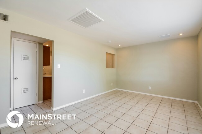 4501 E 24th St, Tucson, AZ 85711 - photo 3