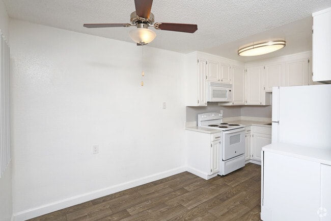 The Crest at Pacific Grove, Pacific Grove, CA 93950 - photo 4