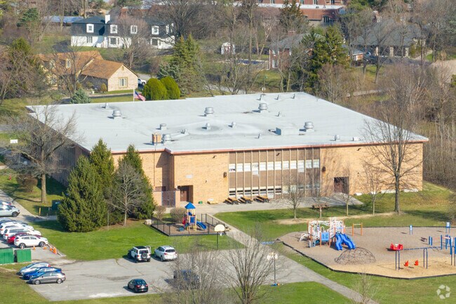 Robert Lee Frost School is located in Indianapolis.