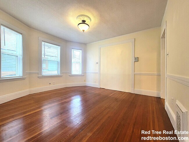 49 Montfern Ave, Brighton, MA 02135 - photo 6