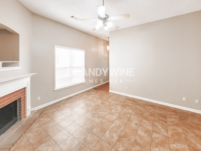 1343 Appling Rd, Cordova, TN 38016 - photo 2
