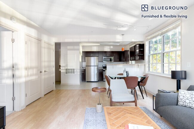 925 N Garfield St unit FL2-ID237, Arlington, VA 22201 - photo 4