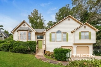 4006 Cinnamon Fern Ln, Woodstock, GA 30189