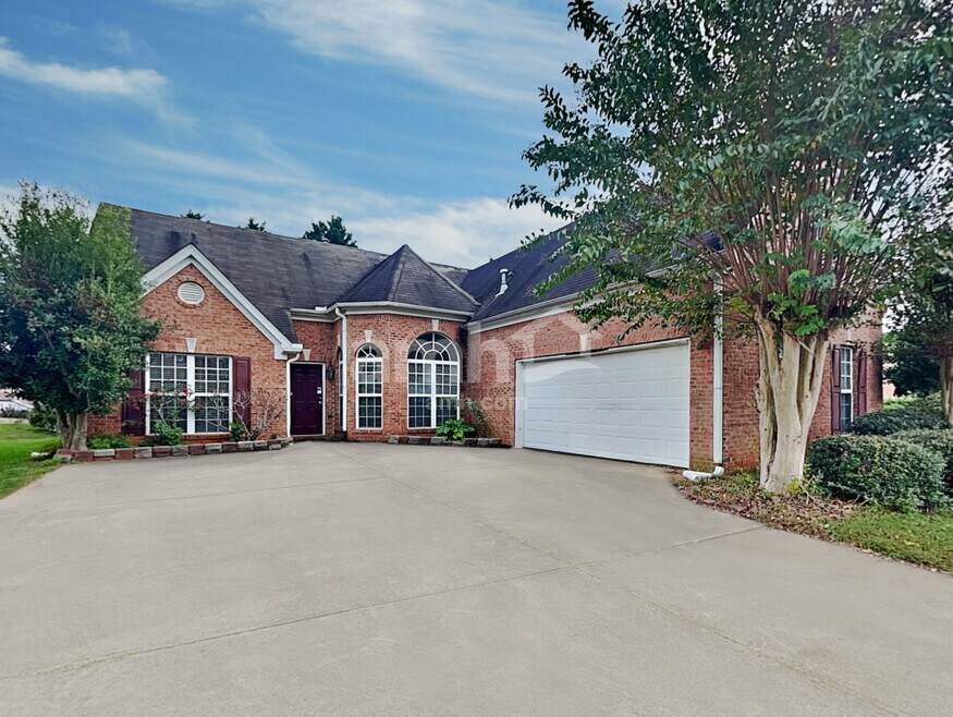 190 Cedarhurst Rd, Lawrenceville, GA 30045 - photo 1