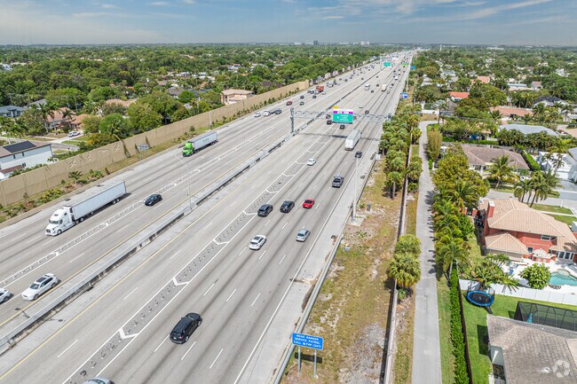 Interstate 95 is just minutes away, making commuting from Palm Beach Farms a breeze.