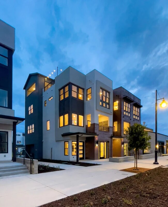 98 8th St unit 36487681, Marina, CA 93933 - photo 6