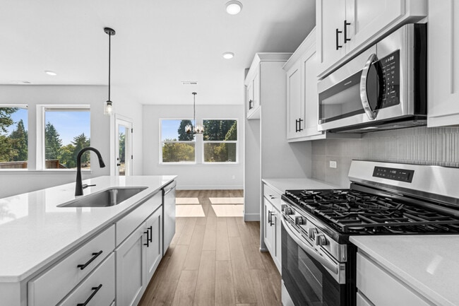 920 Rosebud Ct, Forest Grove, OR 97116 - photo 6