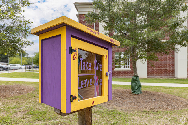 Spencer Elementary School is a public school located in Savannah, Georgia.