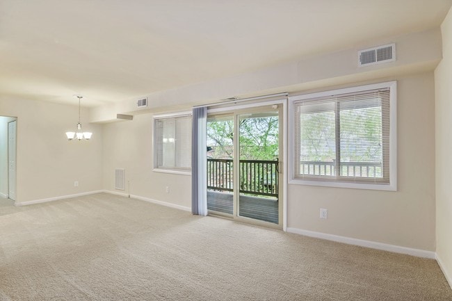 Cross Creek, Laurel, MD 20707 - photo 3