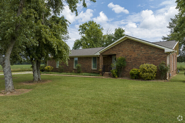 Ranch style homes were the most common for the older parts of Hazel Green near Huntsville.