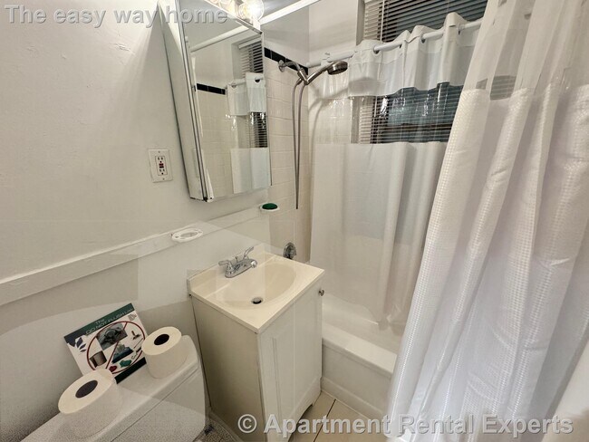 888 Massachusetts Ave unit 215, Cambridge, MA 02139 - photo 5