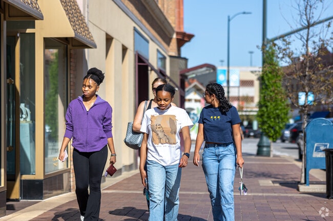 Foxtown East residents shop and dine at Country Club Plaza via I-71.