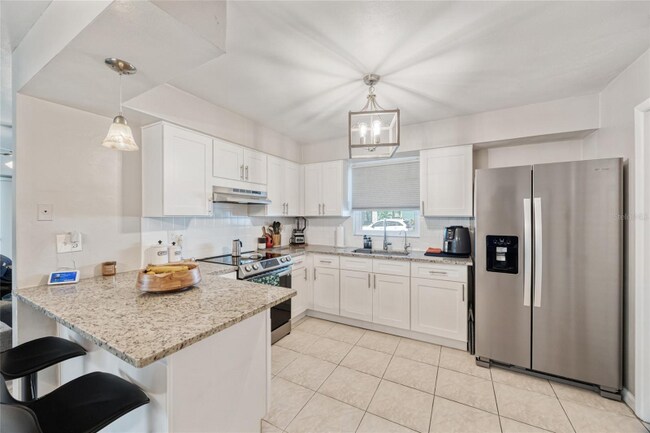 7520 Hawthorn Dr, Port Richey, FL 34668 - photo 5