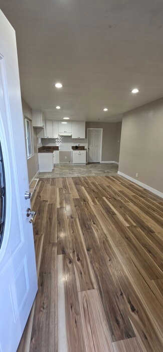 956 E 55th St Unit 956, Los Angeles, CA 90011