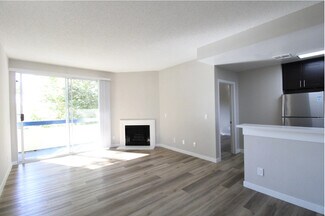 7000 Vassar Ave, Canoga Park, CA 91303