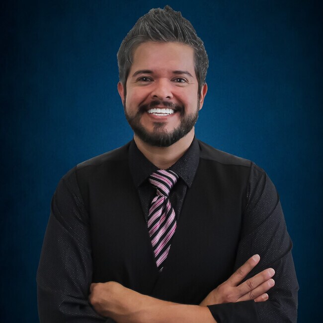 Agent Photo