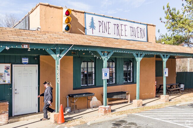 Georgetown-Beacon Hill residents flock to Pine Tree Tavern for daily lunch specials.