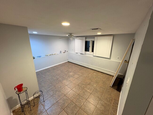 28 Clearview Dr unit 1, Wyandanch, NY 11798 - photo 7