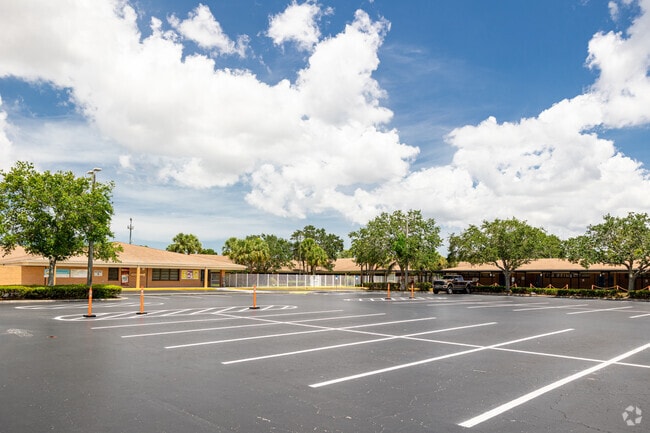 Vineyards Elementary School in Naples has ample parking in front of the building.