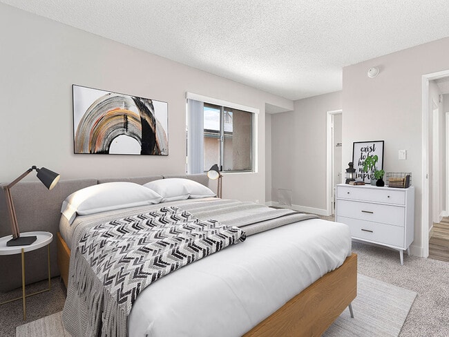 Olive View Gardens, Sylmar, CA 91342 - photo 4