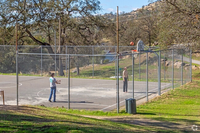 Basketball players can take advantage of the court at the recreation center in Yosemite Lakes.