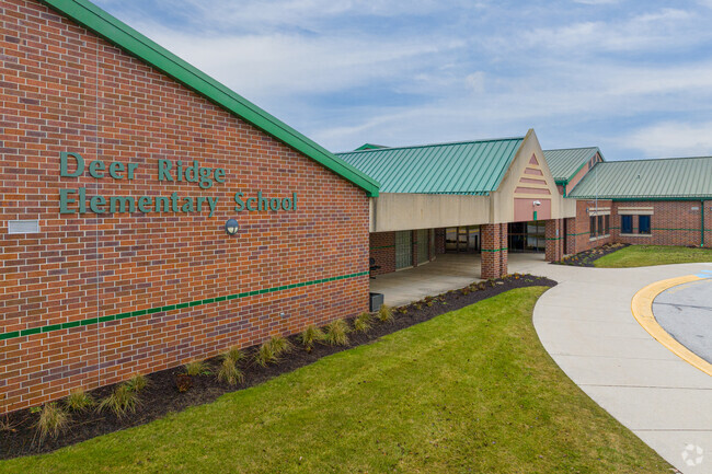 Deer Ridge Elementary School receives an overall Niche grade of A-.