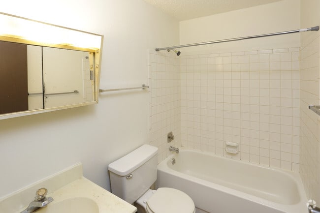 Amrock Apartments, Fargo, ND 58103 - photo 7