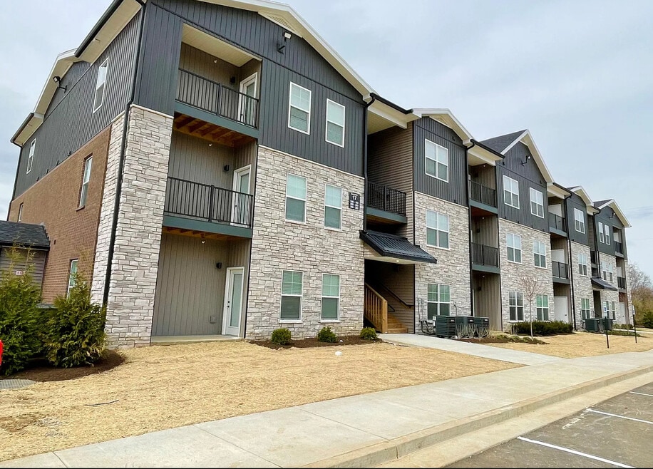 Gated Villa Apartments at Kearney