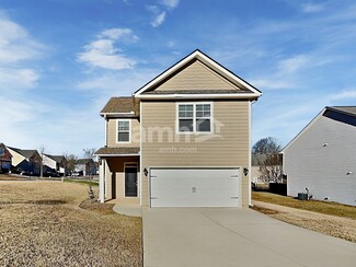 8143 Brookbend Dr, Douglasville, GA 30134