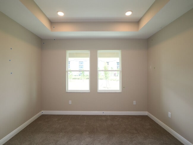 31256 Pendleton Landing Cir, Wesley Chapel, FL 33545 - photo 3