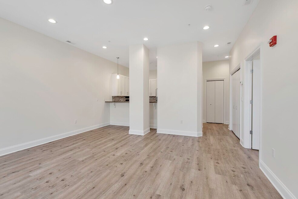 251 Main St unit 404, Buffalo, NY 14203 - photo 1