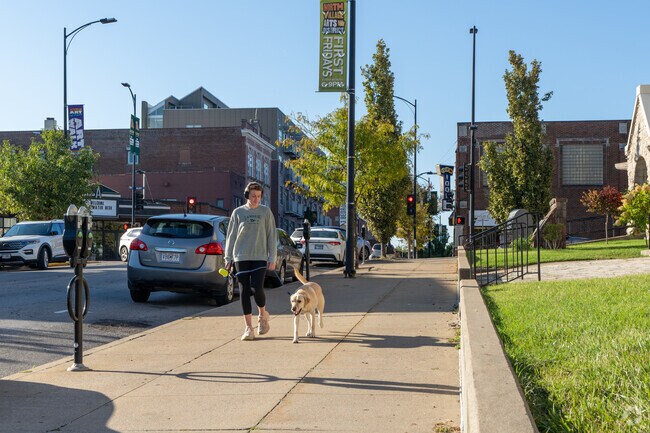 Residents of Hominy Branch can enjoy the proximity to downtown Columbia.