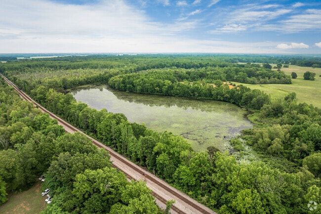 There are several bodies of water surrounding Beebe.