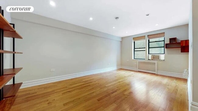 69 Bennett Ave, New York, NY 10033 - photo 2
