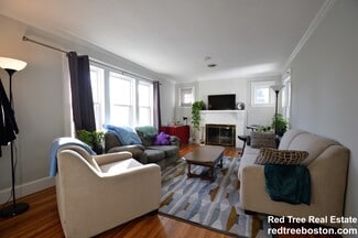 87 Athelstane Rd Unit 2, Newton, MA 02459