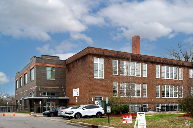 KIPP Durham College Prep School is a free, non-profit school in Durham, NC.