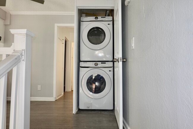 Highlander Pointe Apartments, Riverside, CA 92507 - photo 7