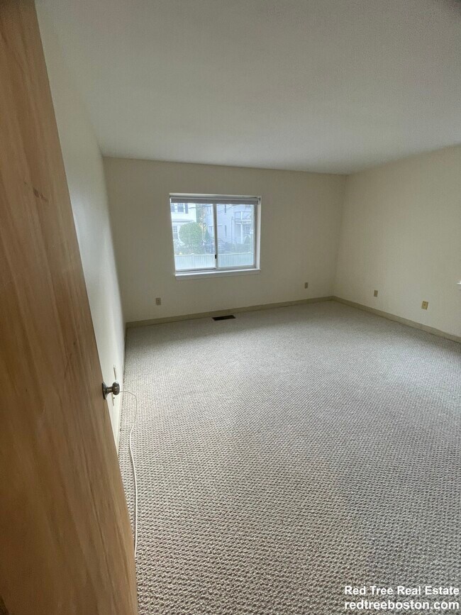 144 N Beacon St unit 2, Boston, MA 02135 - photo 5