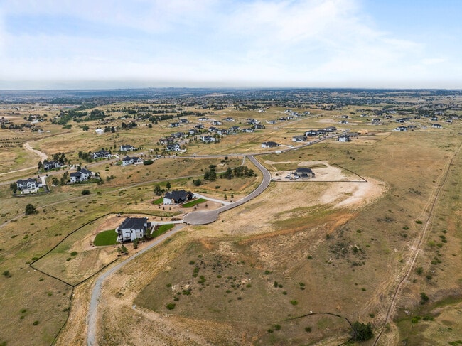 MuntzStudios-DJI_0251 (1).jpg