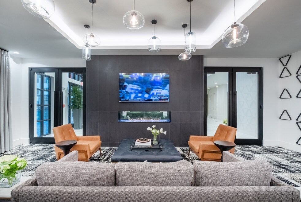 Fitzroy at Chenal 15401 Chenal Pkwy, Little Rock, AR