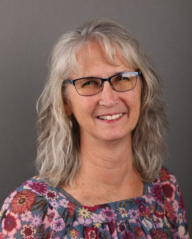 Lynne J. Creasy