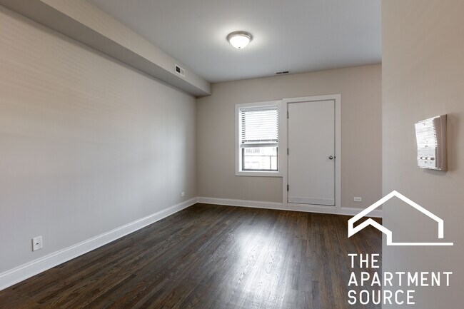 3405 W Fullerton Ave unit 3, Chicago, IL 60647 - photo 6