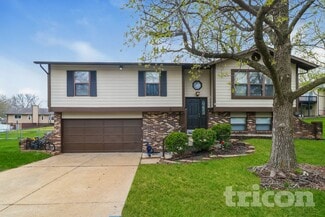 14 Long Branch Ct, St. Peters, MO 63376