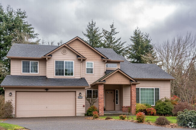 Well-maintained, colorful homes dot the streets of Barberton.