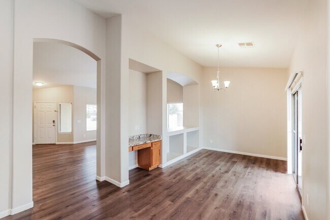 2246 S 85th Dr, Tolleson, AZ 85353 - photo 6